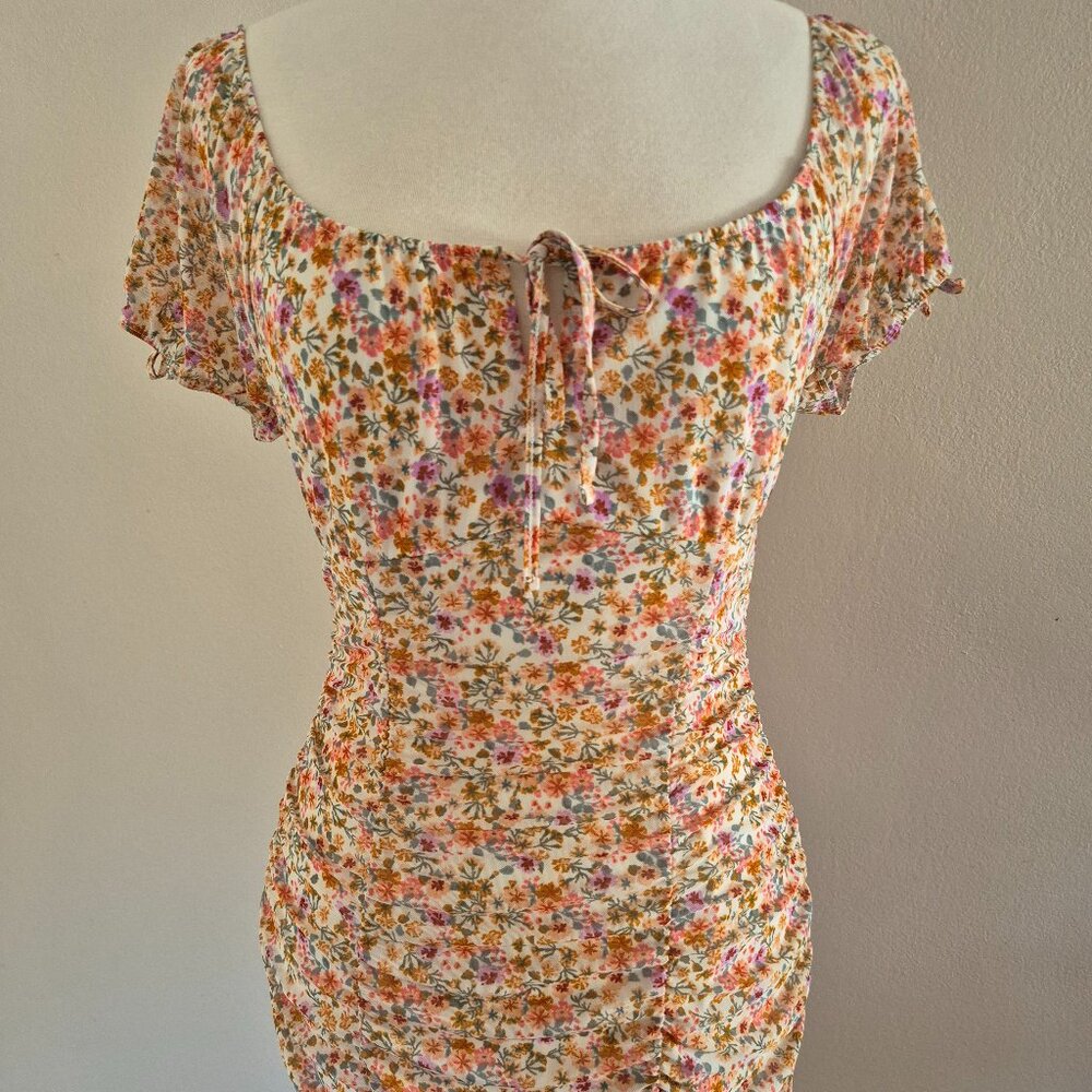 Floral Mini Peasant Dress. Small